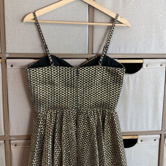 Dress The Population Rachael metallic midi dress - Picture 9 of 10